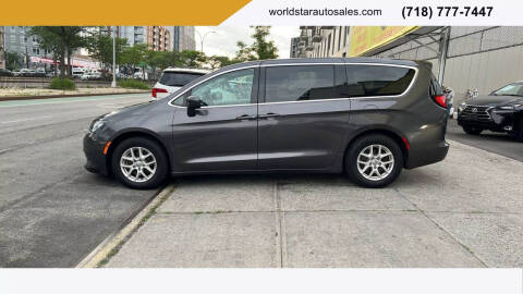 2017 Chrysler Pacifica LX