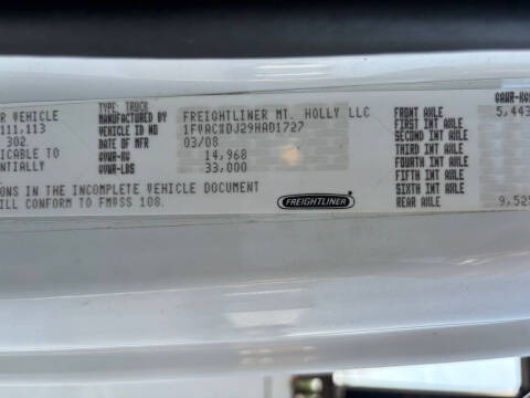 2009 Freightliner Business class M2