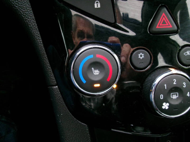 2019 Chevrolet Sonic LT Auto