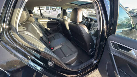 2017 Volkswagen Golf