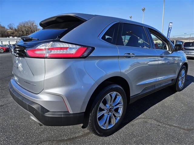 2024 Ford Edge Titanium