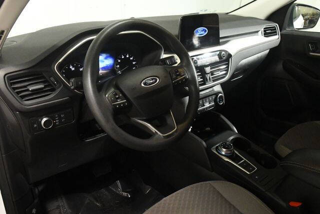 2022 Ford Escape Hybrid SE