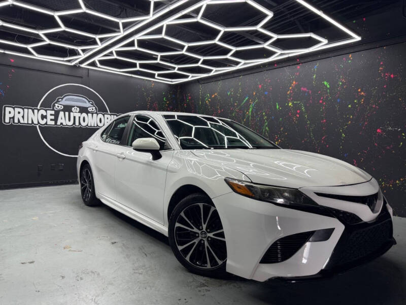 2020 Toyota Camry SE