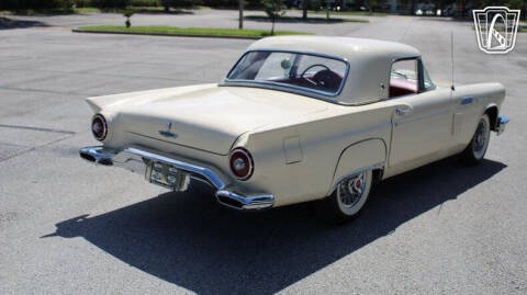 1957 Ford Thunderbird