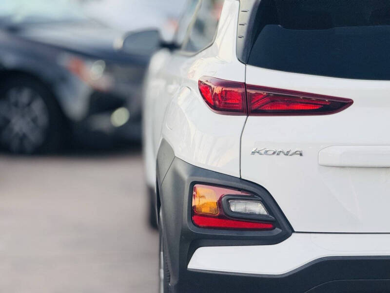 2021 Hyundai Kona SEL