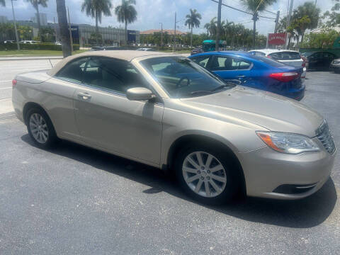 2014 Chrysler 200 Touring