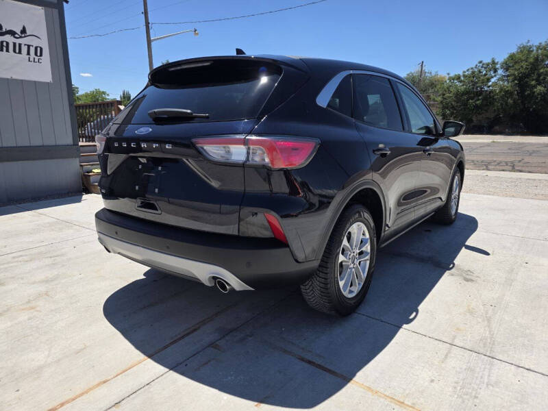 2021 Ford Escape SE - Photo 17