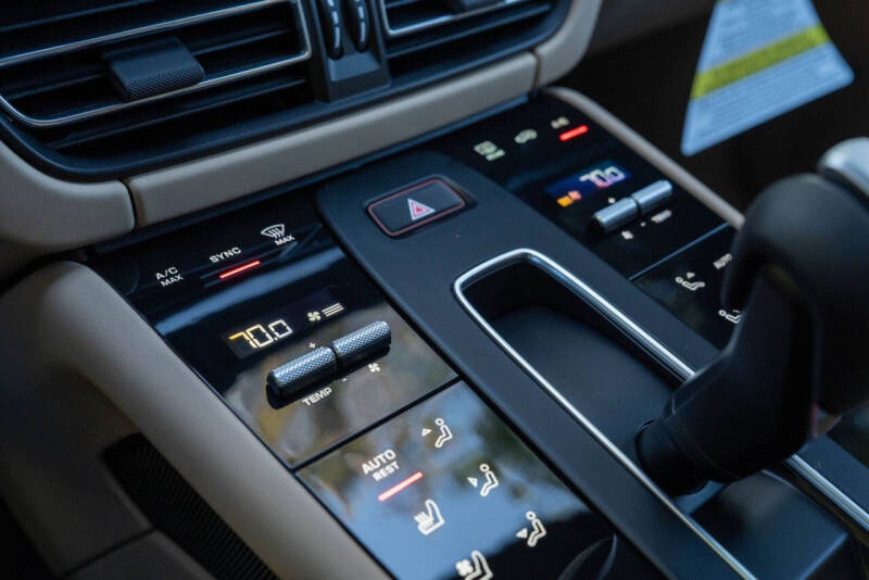 2026 Porsche Macan T