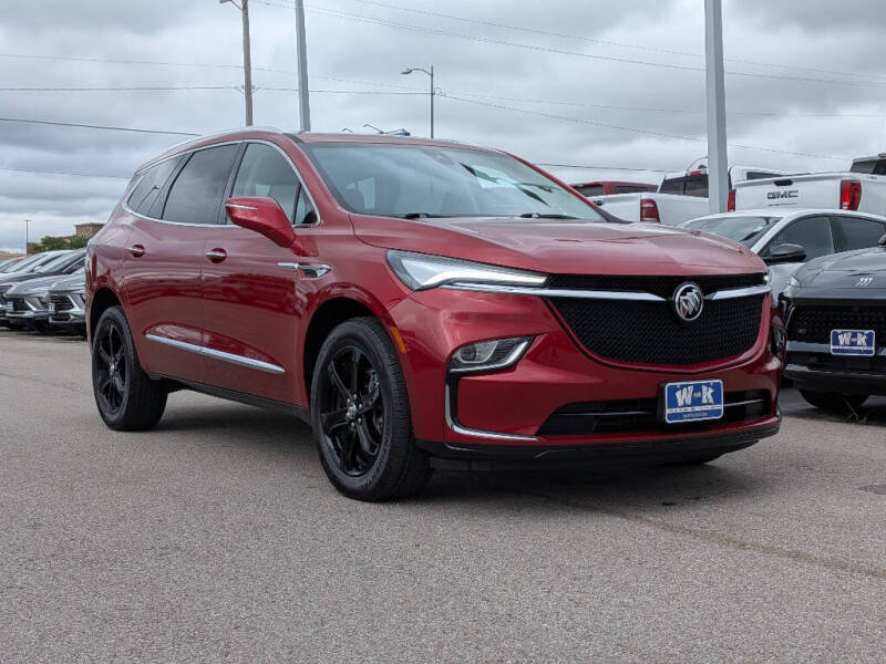 2023 Buick Enclave Essence