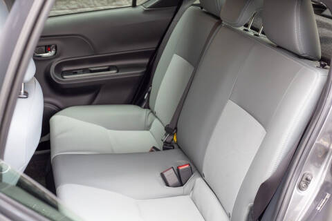 2016 Toyota Prius c Four