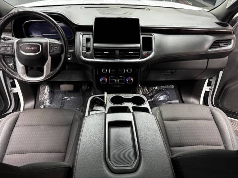 2023 GMC Yukon XL SLE