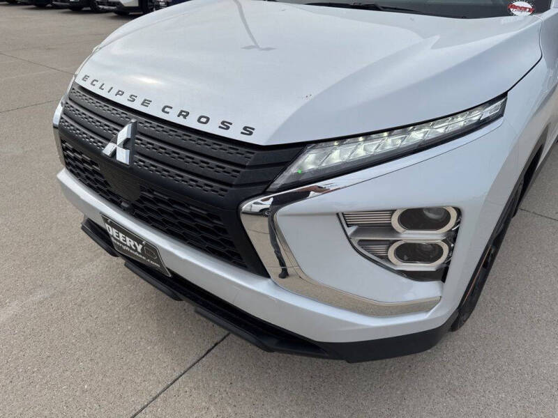 2024 Mitsubishi Eclipse Cross LE