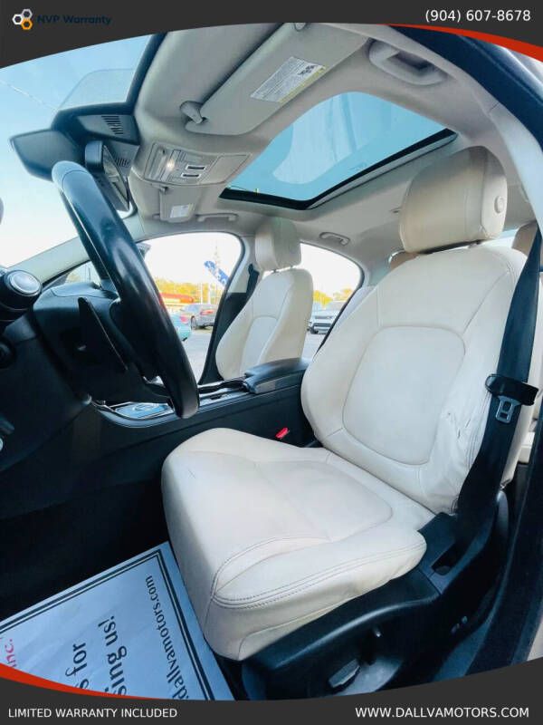 2017 Jaguar XE 25t Premium