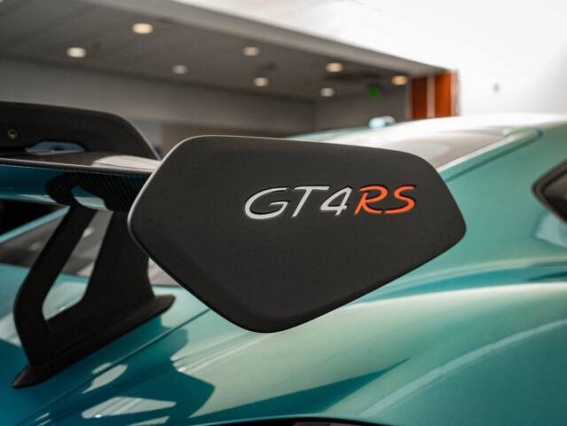 2024 Porsche 718 Cayman GT4 RS