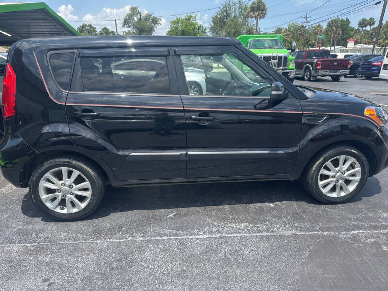 2012 Kia Soul +