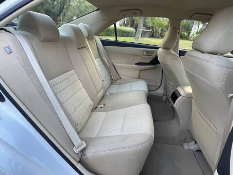 2015 Toyota Camry LE