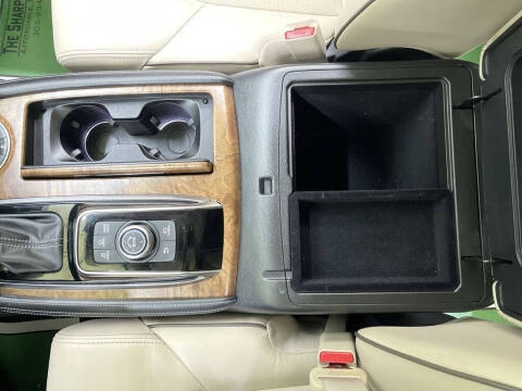 2022 Nissan Armada SL