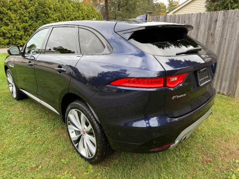 2017 Jaguar F-PACE S
