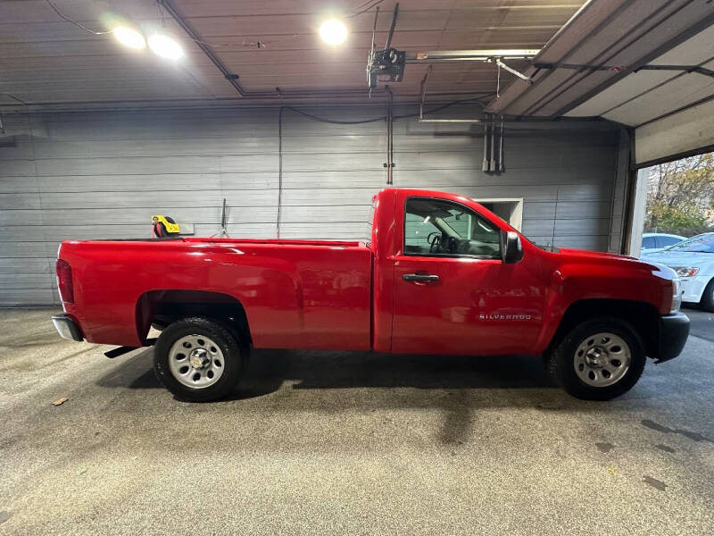 2012 Chevrolet Silverado 1500 Work Truck photo 2