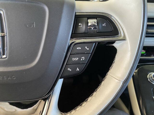 2022 Lincoln Nautilus Black Label