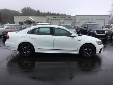 2017 Volkswagen Passat 1.8T R-Line