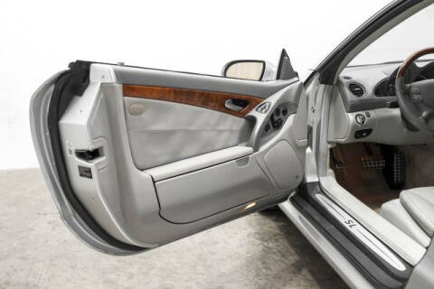 2004 Mercedes-Benz SL-Class SL 500