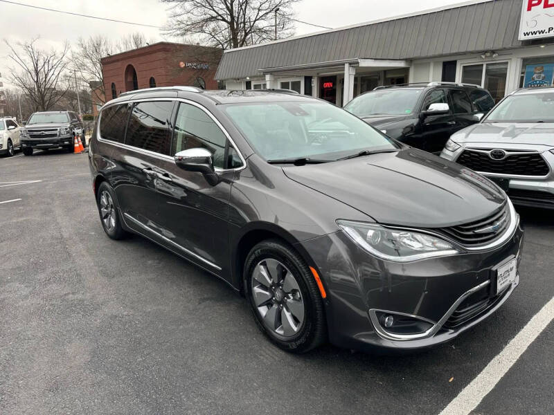 2018 Chrysler Pacifica Hybrid Limited