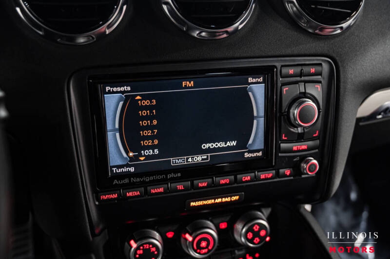 2011 Audi TTS 2.0T quattro Prestige