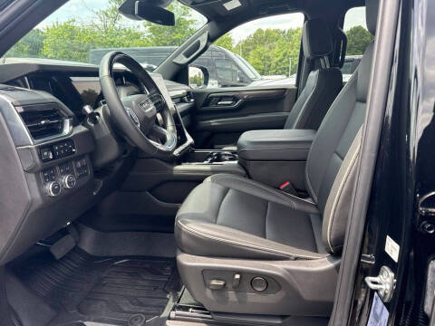 2025 GMC Yukon XL Elevation