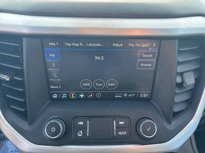 2023 GMC Acadia SLE