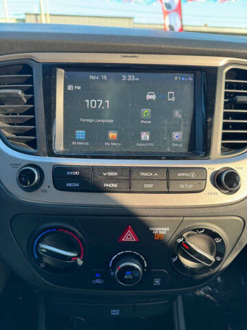 2019 Hyundai Accent SE