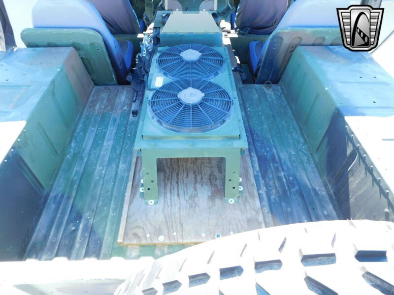 2002 AM General M1123