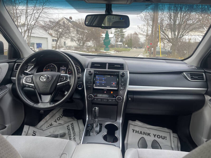2016 Toyota Camry XSE