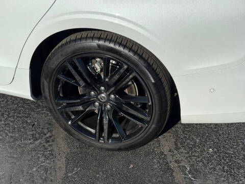 2024 Volvo S60 B5 Plus Black Edition