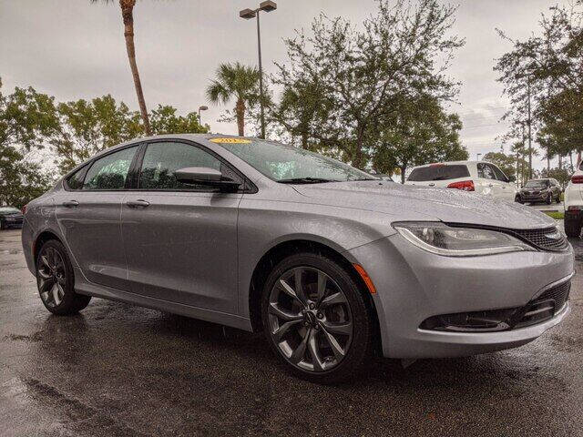 2015 Chrysler 200 S