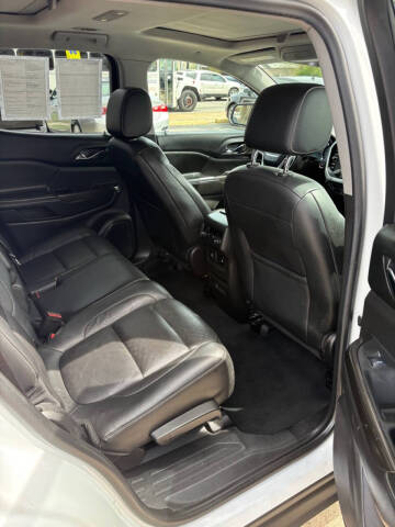 2017 GMC Acadia SLT-1