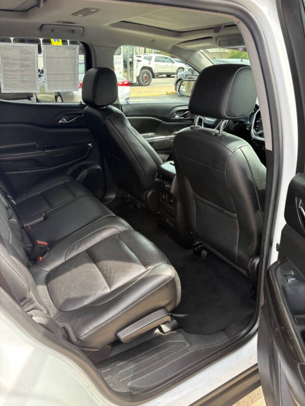 2017 GMC Acadia SLT-1