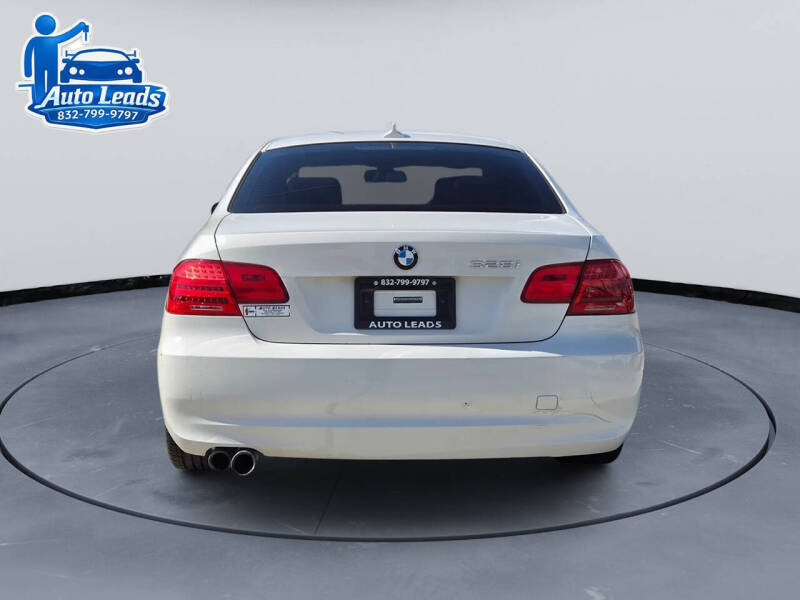 2011 BMW 3 Series 328i