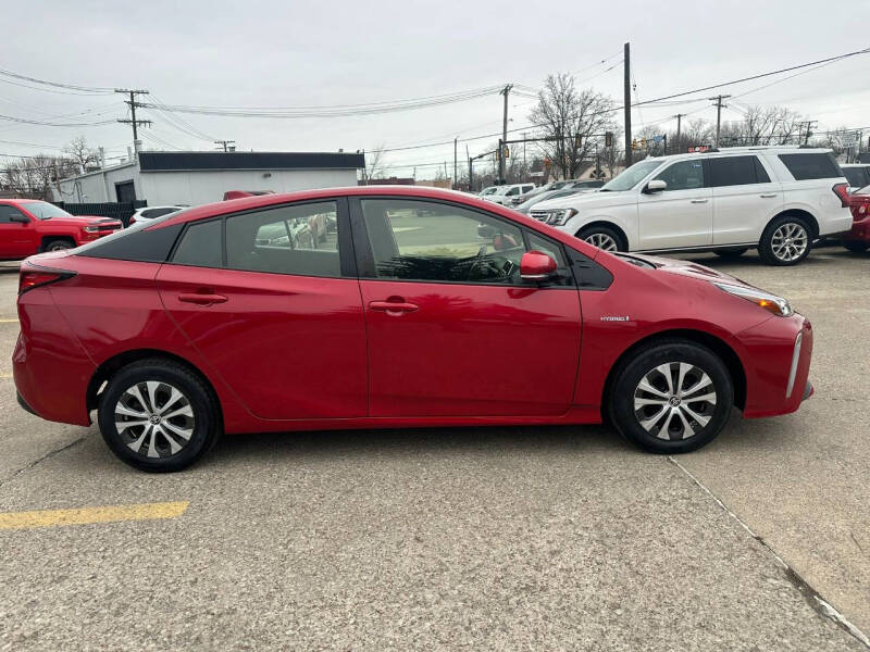 2019 Toyota Prius LE AWD-e