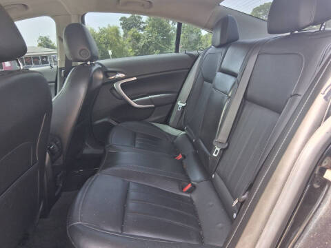 2012 Buick Regal Premium 1