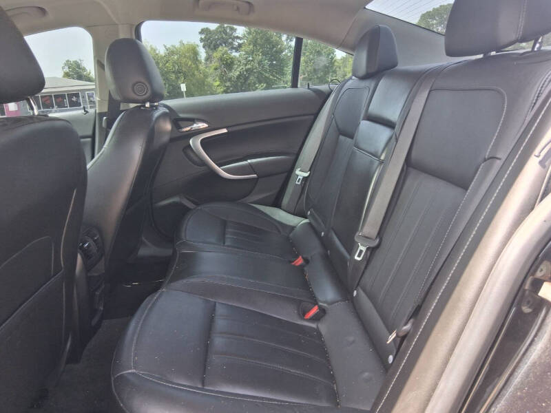 2012 Buick Regal Premium 1