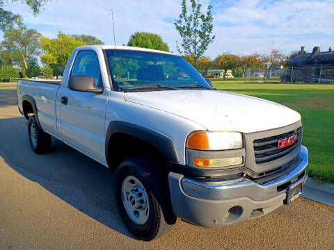 2006 GMC Sierra 2500HD for sale at Rocky Mountain Wholesale Auto in Nampa ID