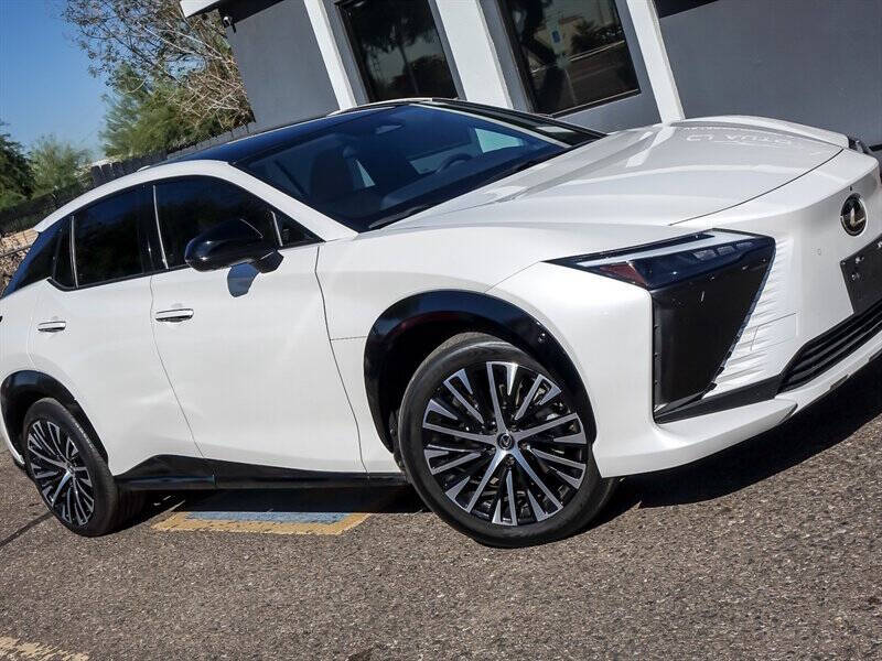 2023 Lexus RZ 450e