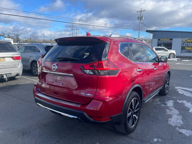 2017 Nissan Rogue SL photo 9