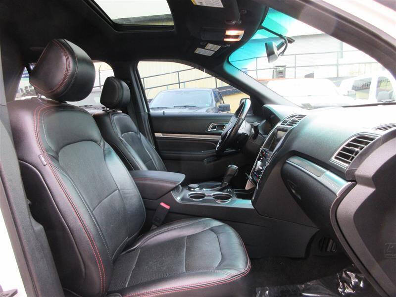 2016 Ford Explorer Sport