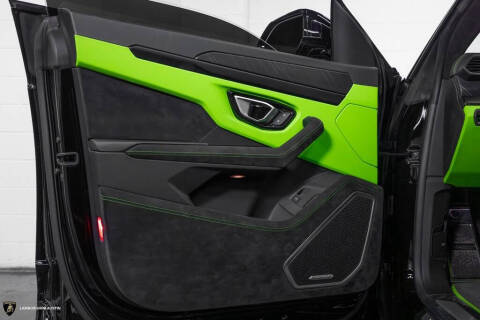 2024 Lamborghini Urus S