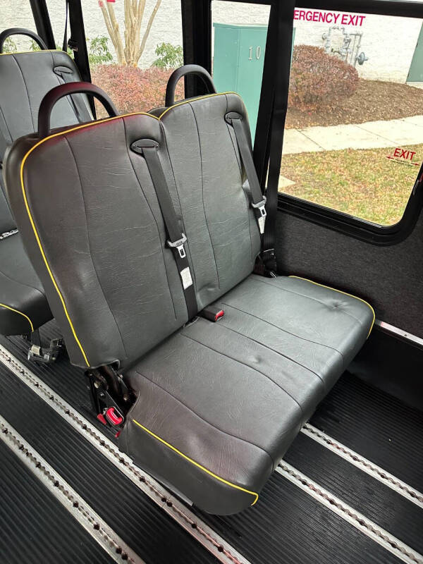 2014 Ford E-Series E-350 SD