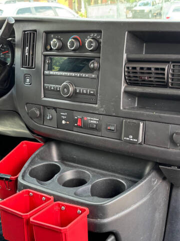 2017 Chevrolet Express 2500