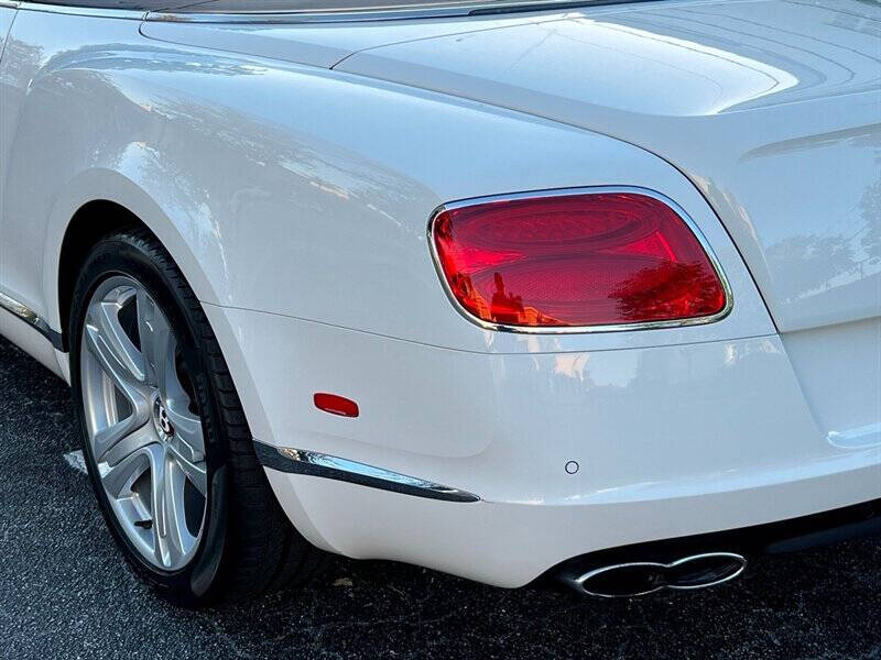 2015 Bentley Continental GT Base photo 12