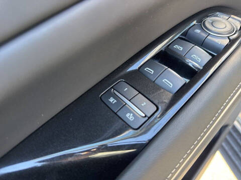 2024 Cadillac Escalade-V